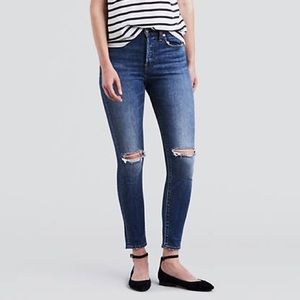 Levi’s Wedgie Fit Skinny Jeans